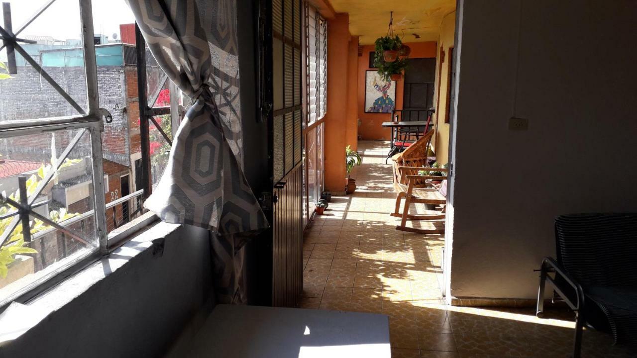 מורליה El Laberinto Hospedaje En Casa מראה חיצוני תמונה