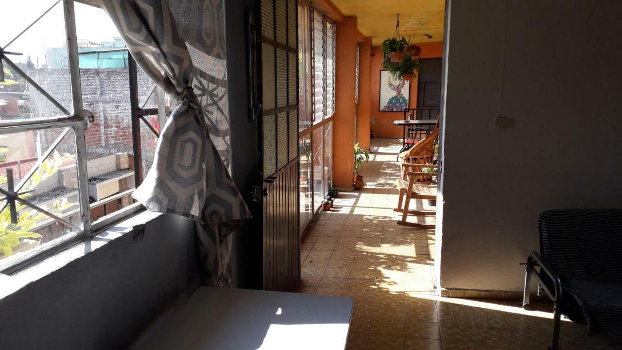 מורליה El Laberinto Hospedaje En Casa מראה חיצוני תמונה