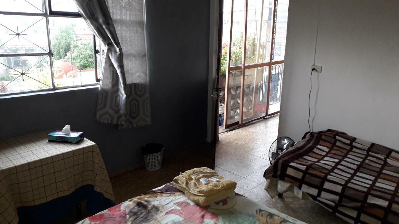 מורליה El Laberinto Hospedaje En Casa מראה חיצוני תמונה